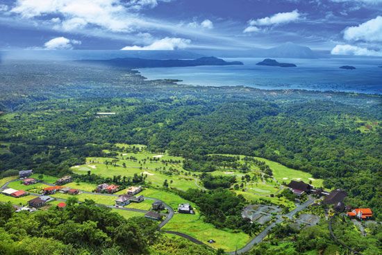 Vireya by Tagaytay Highlands